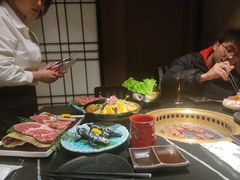 -山川小町·极番烧肉(新地假日广场店)