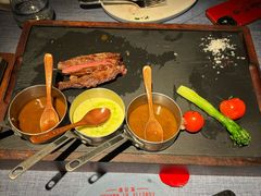 -弦月窗LUNETTE BY AMANDA(复兴路店)