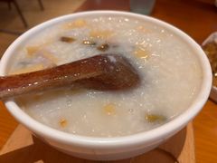 -粤域茶餐厅