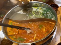 -黔诚多彩火锅(甲秀楼店)