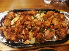 -老东镇啤酒屋海鲜加工·蒸汽海鲜·海鲜烧烤(台东店)