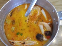 冬阴功汤-About Bistro關於·泰式家庭料理