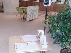 -德克士(绿地店)