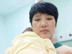 -爱月宝月嫂育儿嫂母婴
