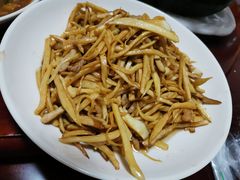 -小乡小镇·传承桐庐土菜·老板亲自烧的菜