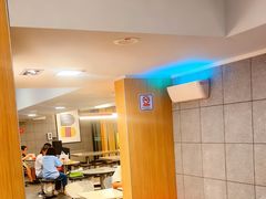 -麦当劳(国际大厦店)