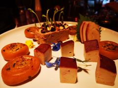 红酒鹅肝精选配葱油饼-解香楼(八盘岭路店)