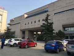 门面-山东省图书馆