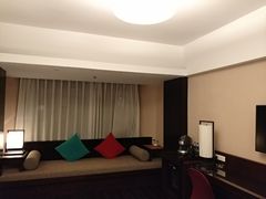 -杭州西湖艺联君亭酒店(黄龙体育中心地铁口店)