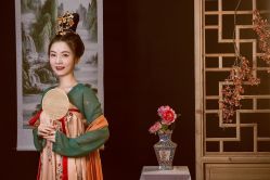 -盘子女人坊古装写真摄影(南京总店)