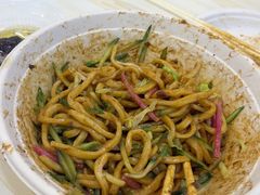 -黑八私房老北京炸酱面