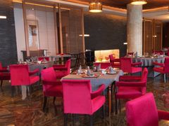 -粤尚腾香居中餐厅(首都机场希尔顿店)