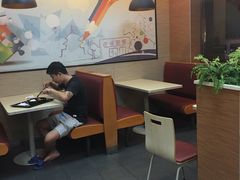 -迈德思客•汉堡•烤鸡(围墙巷店)