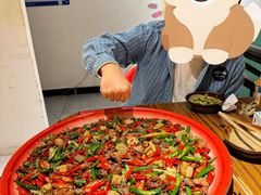 大红盘尖椒鸡-丁叮小排档·八道江湖菜·团建聚餐(车公庙店)