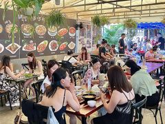 大堂-啰啰冰屋(景洪总店)