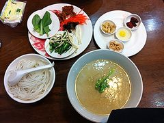 过桥米线-桥香园云南过桥米线(金马碧鸡店)