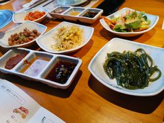 -唯成•韩国炭火烤肉 유성고기