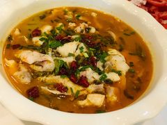 酸菜鱼-香满锅老北京羊蝎子火锅·家常菜(新街口店)