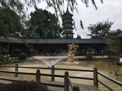 -绳金塔
