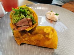 煎牛里脊卷饼-Moka Bros 摩卡站(西单大悦城店)