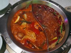 -麻辣英雄重庆火锅(二城广场店)