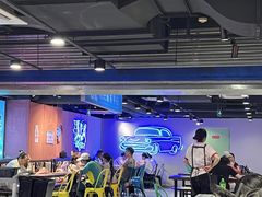 -第5大道精品休闲购物广场