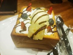 面包诱惑-胡桃里音乐酒馆(四道口店)