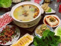 -金龙·打边炉(南京西路店)