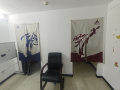 -adidas壹跆运动馆(世纪经贸大厦店)
