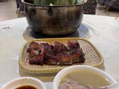 -红旗山庄(圭峰山店)