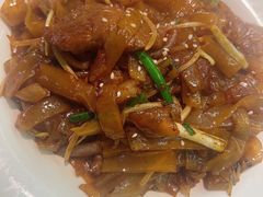 招牌干炒牛河-新大咀港式茶餐厅(宝山万达店)