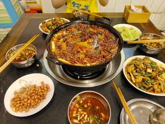 -鸿顺老铁锅美蛙鱼府(解放碑店)