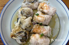 Oyster and Pork Wrapped in Net Oil