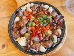 -老东镇啤酒屋海鲜加工·蒸汽海鲜·海鲜烧烤(台东店)