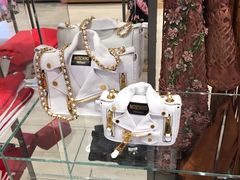 -塞拉瓦莱名品奥特莱斯