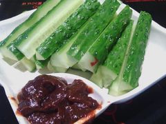 蘸酱黄瓜-蛙蛙叫干锅年代(簋街总店)