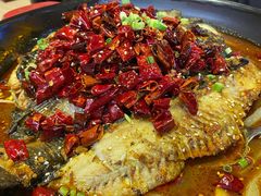 -令狐冲烤鱼·烧菜馆(达明店)