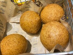 -BHC炸鸡(明洞总店)