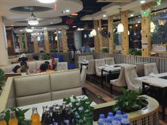 大堂-尚品海鲜肥牛自助火锅(湖明店)