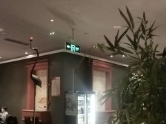 -八府香鸭·啫啫煲(华山路店)