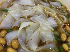 -覃肥叔桂林米粉(粮道街店)