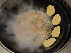 -锅老头海鲜铁锅炖