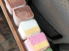慕斯白玉卷-欧式面包坊(青岛万象城店)