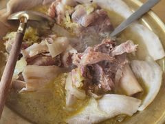 大骨头炖酸菜-关东小磨东北菜(上海长风大悦城店)