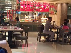 -咖啡苑自助餐厅·中国大饭店