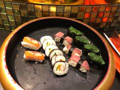 -四海一家自助餐(益田假日广场店)