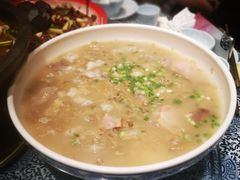 滑肉汤-一堂红小酒馆