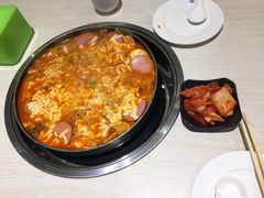 -三清洞摩西韩式年糕火锅(威高广场店)