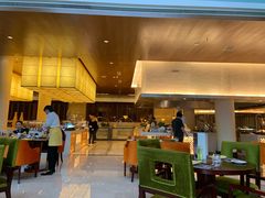 -东西风牛排馆周末烧烤自助(首都机场希尔顿店)