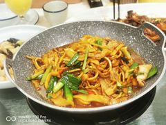 -侬佳蒸菜馆(听潮店)